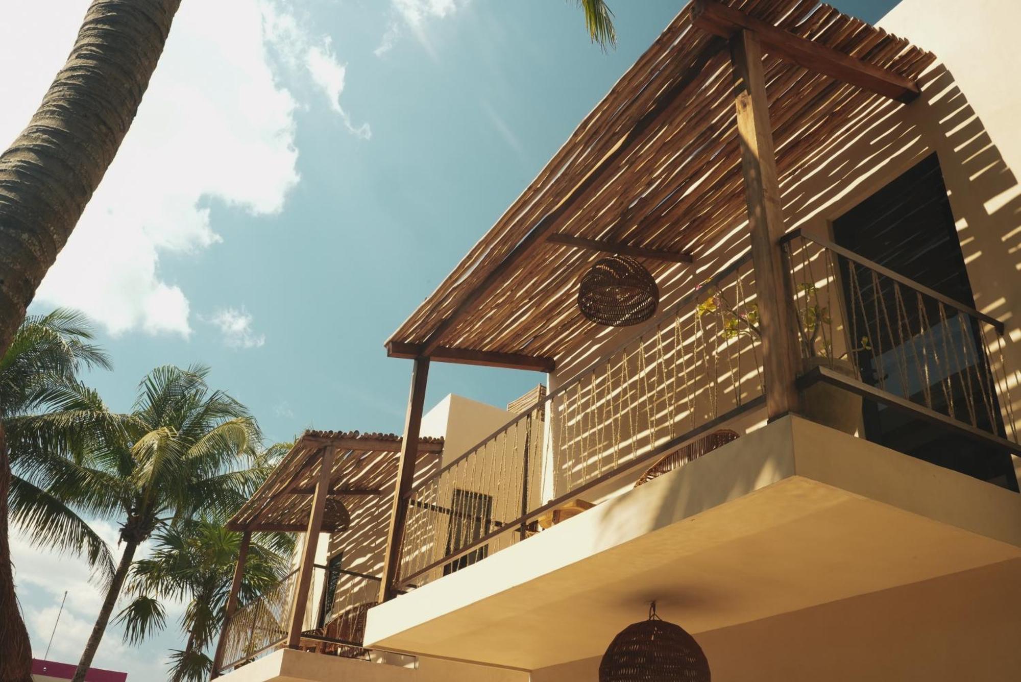 Nikau Hotel El Cuyo - Adults Only Exterior photo