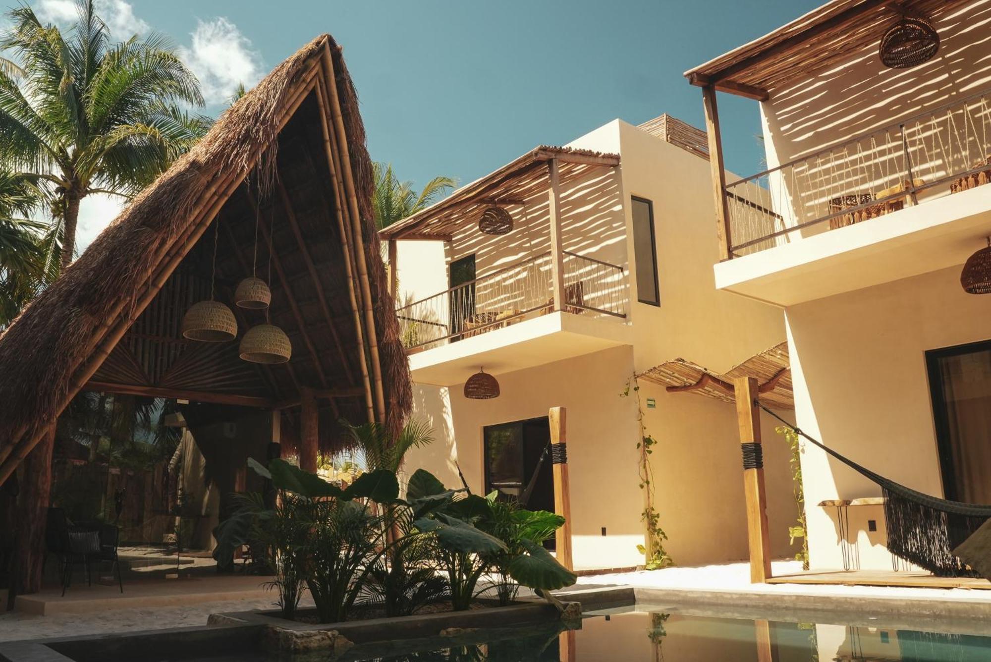 Nikau Hotel El Cuyo - Adults Only Exterior photo